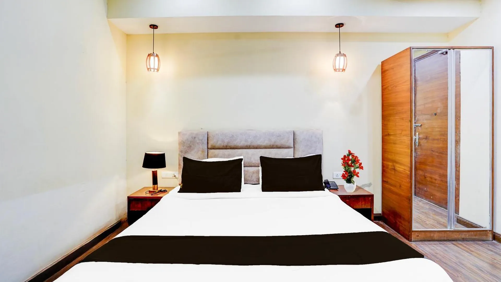 فندق Super Townhouse Sector 47 Near Medanta غورغاون الهند