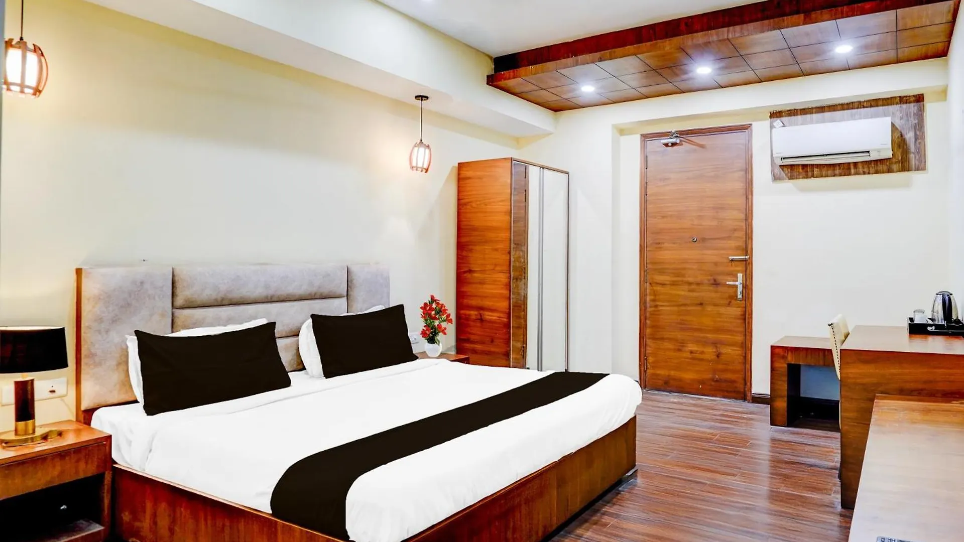 فندق Super Townhouse Sector 47 Near Medanta غورغاون