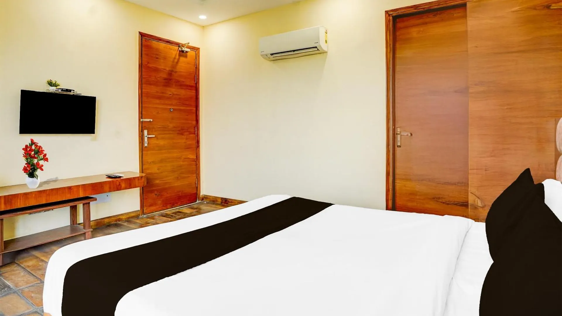 فندق Super Townhouse Sector 47 Near Medanta غورغاون